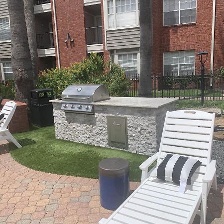 Spacious 2Br&2Ba Med Center Apt, Free Parking&Shuttle Houston Dış mekan fotoğraf
