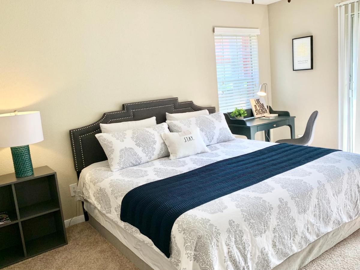 Spacious 2Br&2Ba Med Center Apt, Free Parking&Shuttle Houston Dış mekan fotoğraf